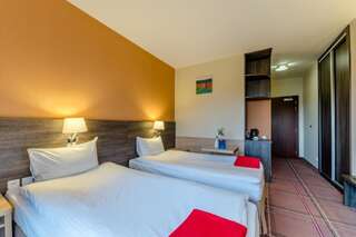 Отель Mikołajki Resort Hotel & Spa Jora Wielka Миколайки Двухместный номер с 1 кроватью или 2 отдельными кроватями-6